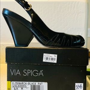 Via Spiga black patent leather heels, size 6.5